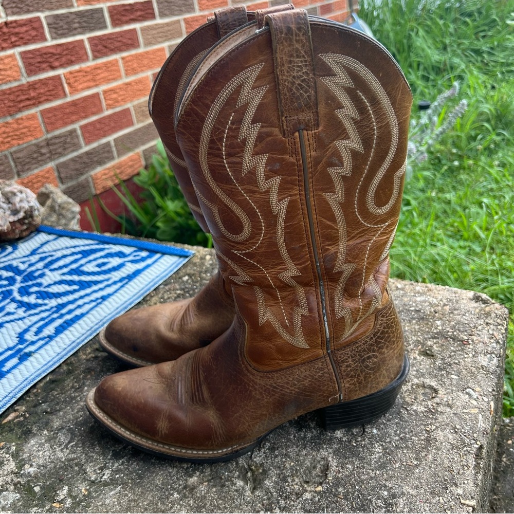 Ariat Brown Western Cowboy Boots